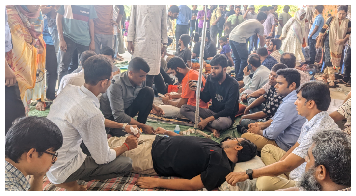 ব‌রিশাল বিশ্ববিদ্যালয়ে অনশনে থাকা ৫ শিক্ষার্থী অসুস্থ